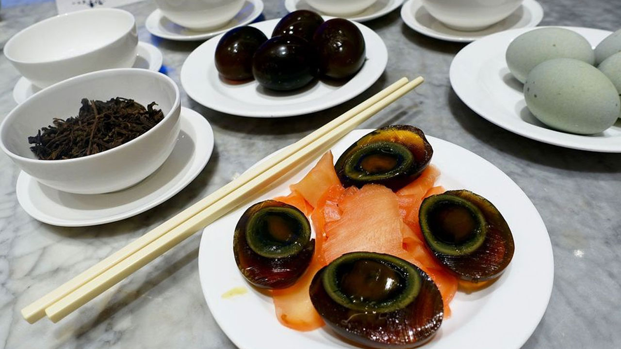 10 Unusual Foods from Around the World That Will Blow Your Mind